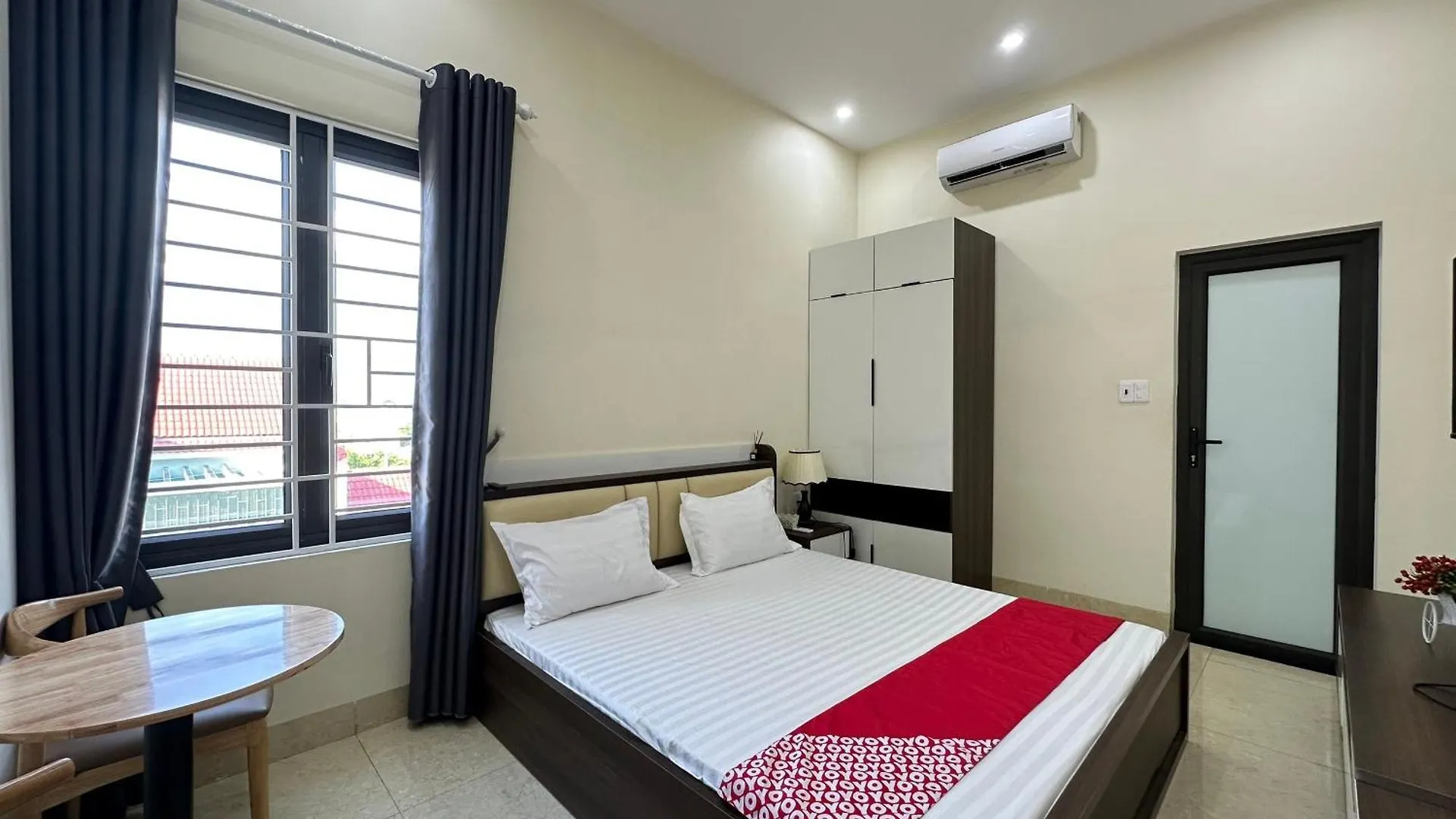 Oyo 1199 Dung Quyen Hotel Da Nang
